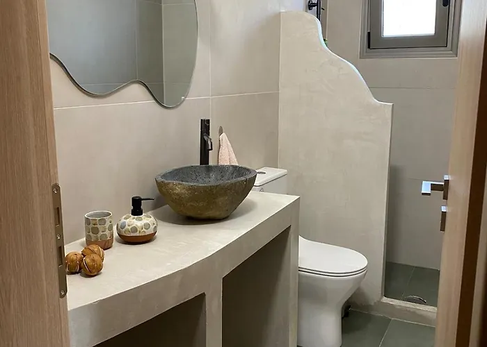 The Little House In Kaiafas Захаро